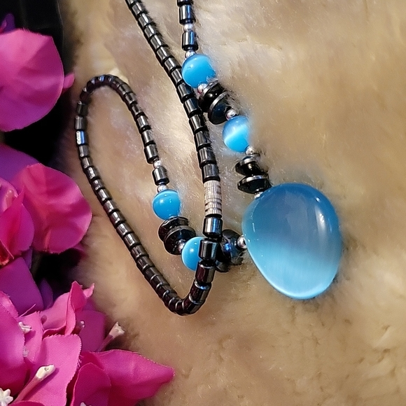 Hematite Black Necklace Blue Plastic Stone Pendant Custom Jewelry - Picture 6 of 7